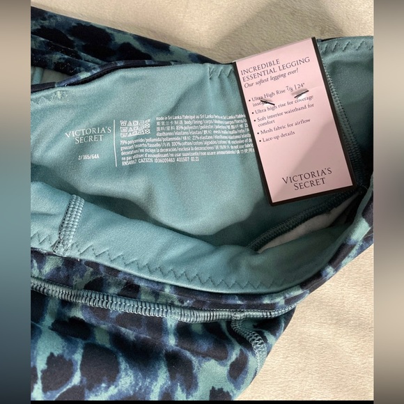 Victoria’s Secret sport legging size 2 - Picture 5 of 6